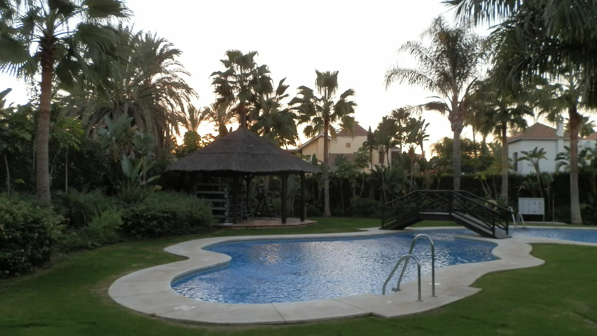 Mimosas Banus Apartment Marbella