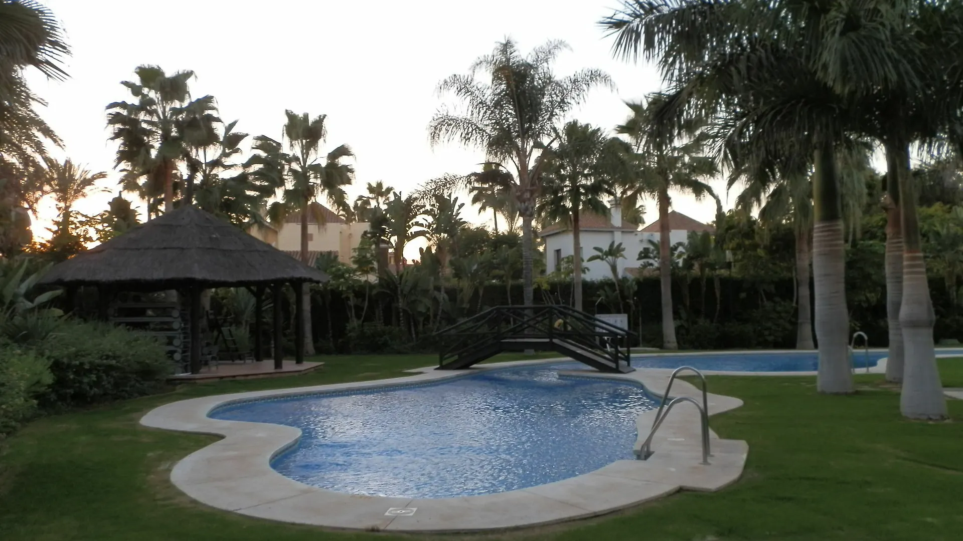 Mimosas Banus Apartment Marbella