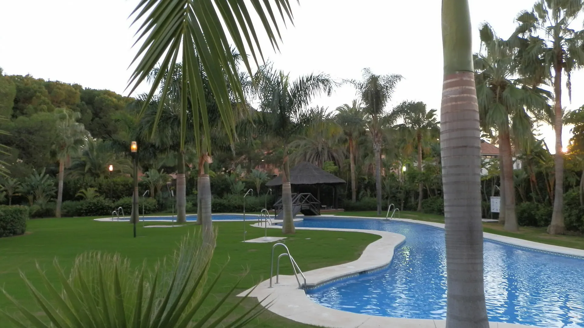 Mimosas Banus Apartment Marbella